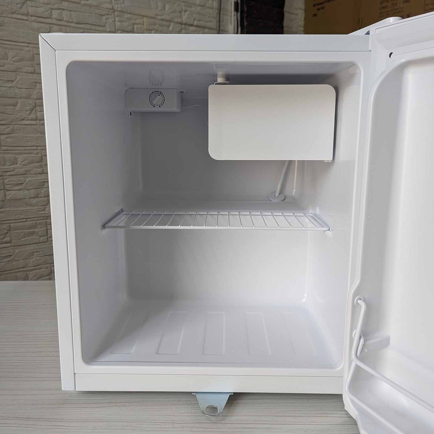 Mini Réfrigérateur RAYLAN 47L من أقوى الثلاجات في الجزائر