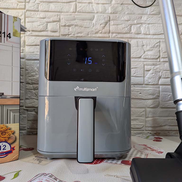 FRITEUSE MULTISMART + ASPIRATEUR 3EN 1 A BALAI + CADEAU SURPRISE