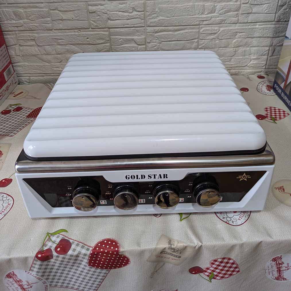 FOUR ELECTRIQUE + PLAQUE CHAUFFANTE + CADEAU