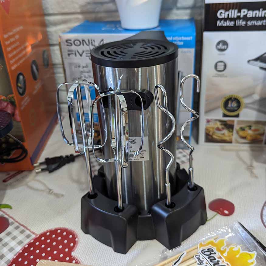 PACK 4 PIECES ELECTROMENAGER + 6 CADEAUX