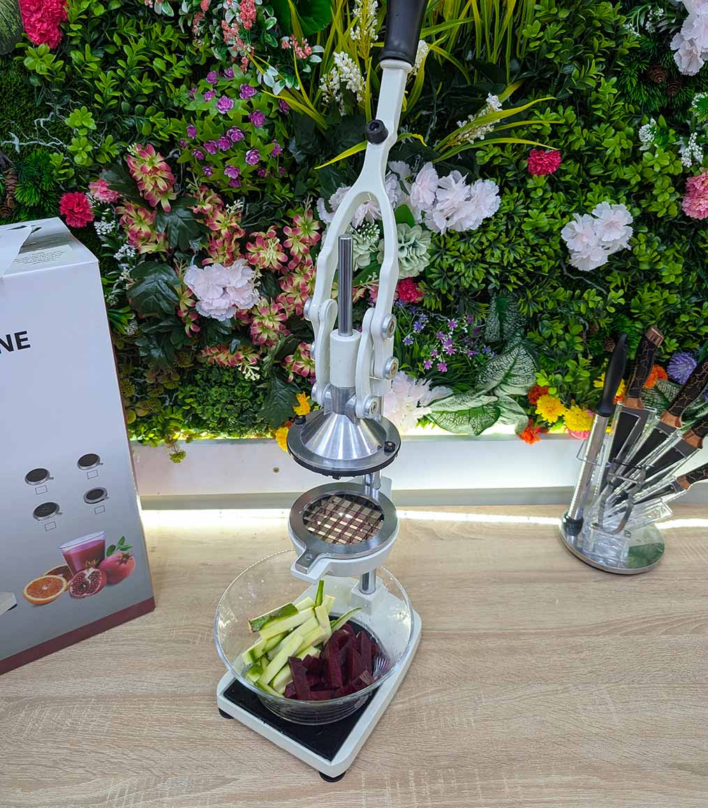 عصارة اليدوية 5 في 1 تعصر و تقطع الخضر و الفواكه بطرق مختلفة و رائعة🍊🍋أصلية حجم كبير PRESSE AGRUME MANUEL